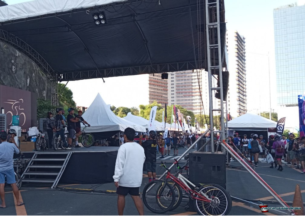 Photo of the stage of the Philippine Bicycle Demo and Expo 2023