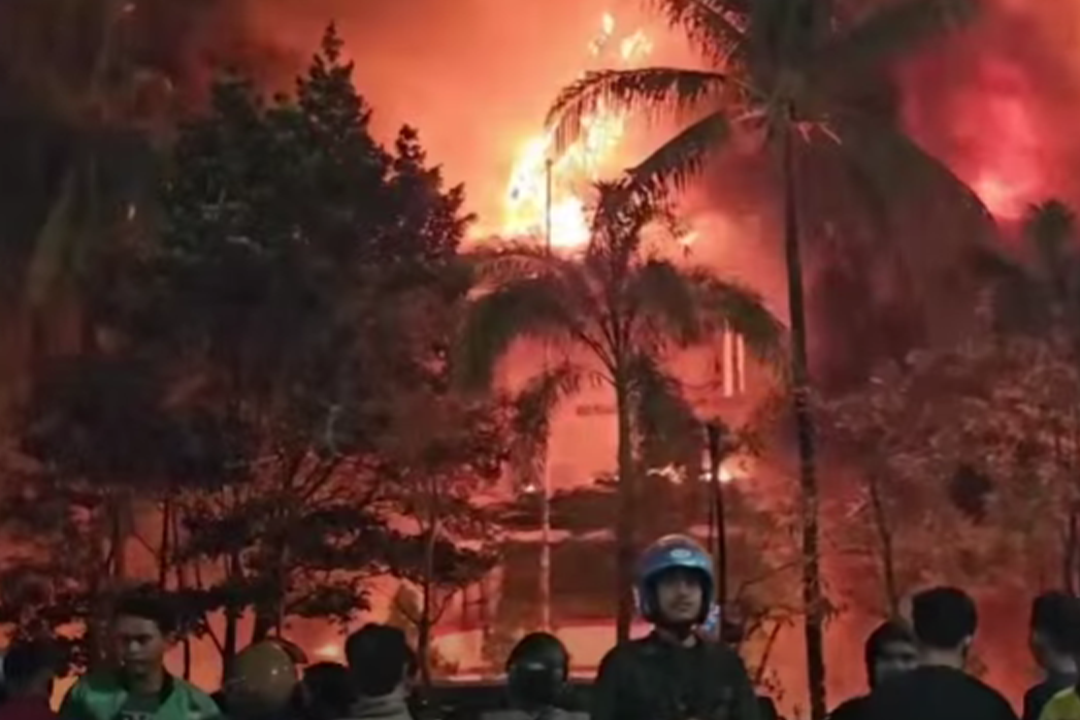 Indonesia Parliament fires