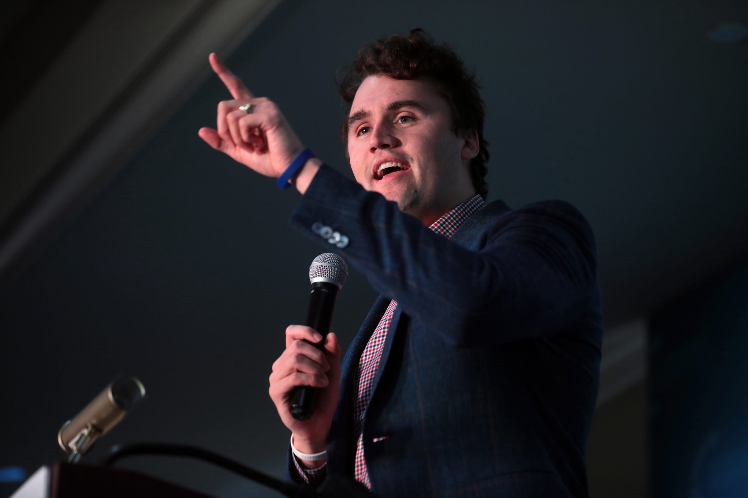 Charlie Kirk speaking with attendees at the University of Alabama tour stop of the 2021 Turning Point USA college tour.